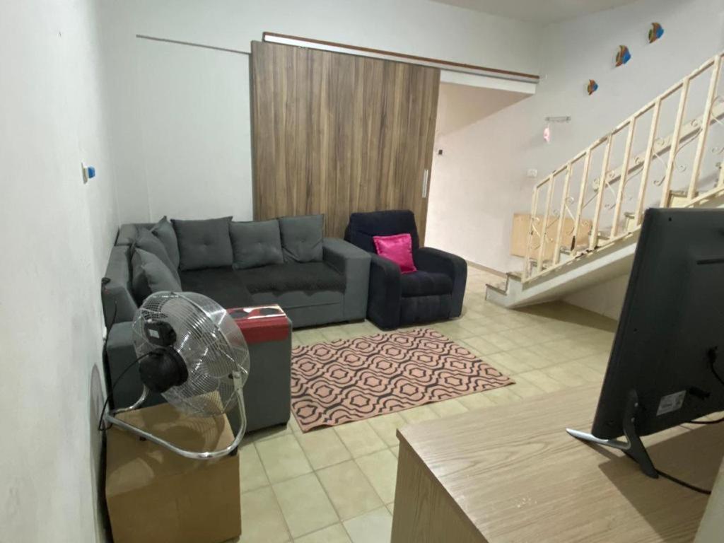 Casa Compartilhada Com Quartos Individuais Juàzeiro Εξωτερικό φωτογραφία